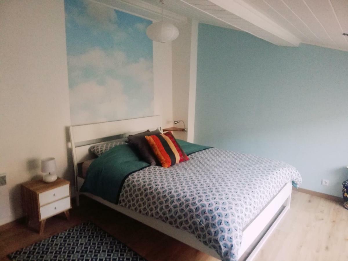 Duplex Denim Apartment Ним Екстериор снимка
